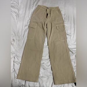 Zara Women’s Beige Cargo Pants